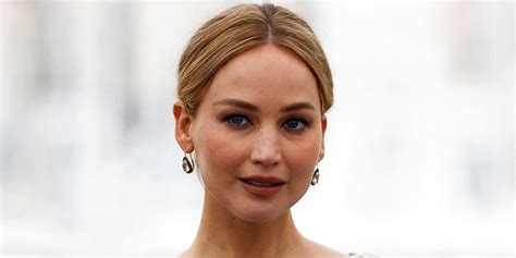 jennifer lawrence nude roles|Jennifer Lawrence stuns fans by getting NAKED in X。